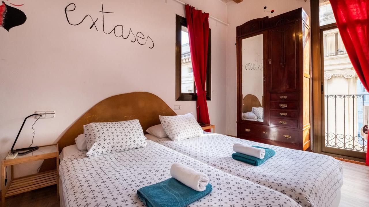 Apartamentos El Pintor Barcelona Kültér fotó