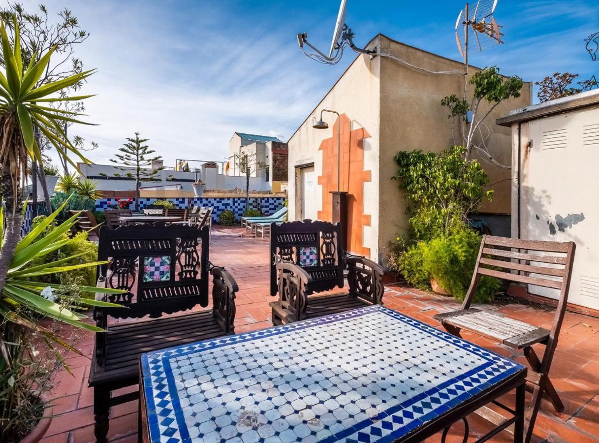 Apartamentos El Pintor Barcelona Kültér fotó