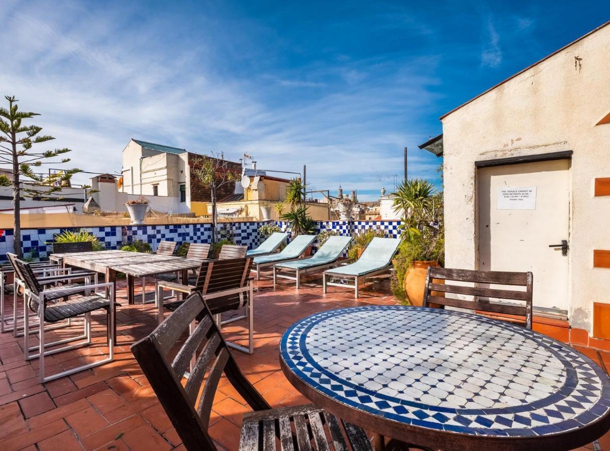 Apartamentos El Pintor Barcelona Kültér fotó