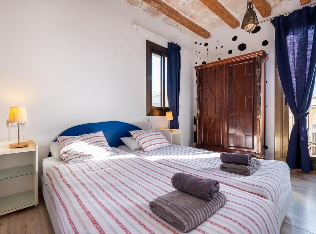 Apartamentos El Pintor Barcelona Kültér fotó