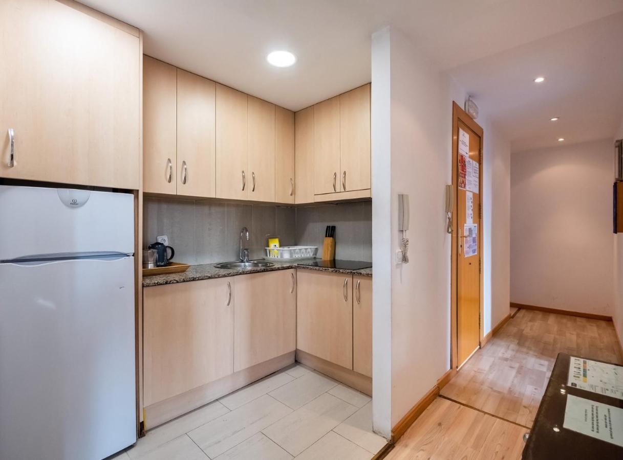 Apartamentos El Pintor Barcelona Kültér fotó