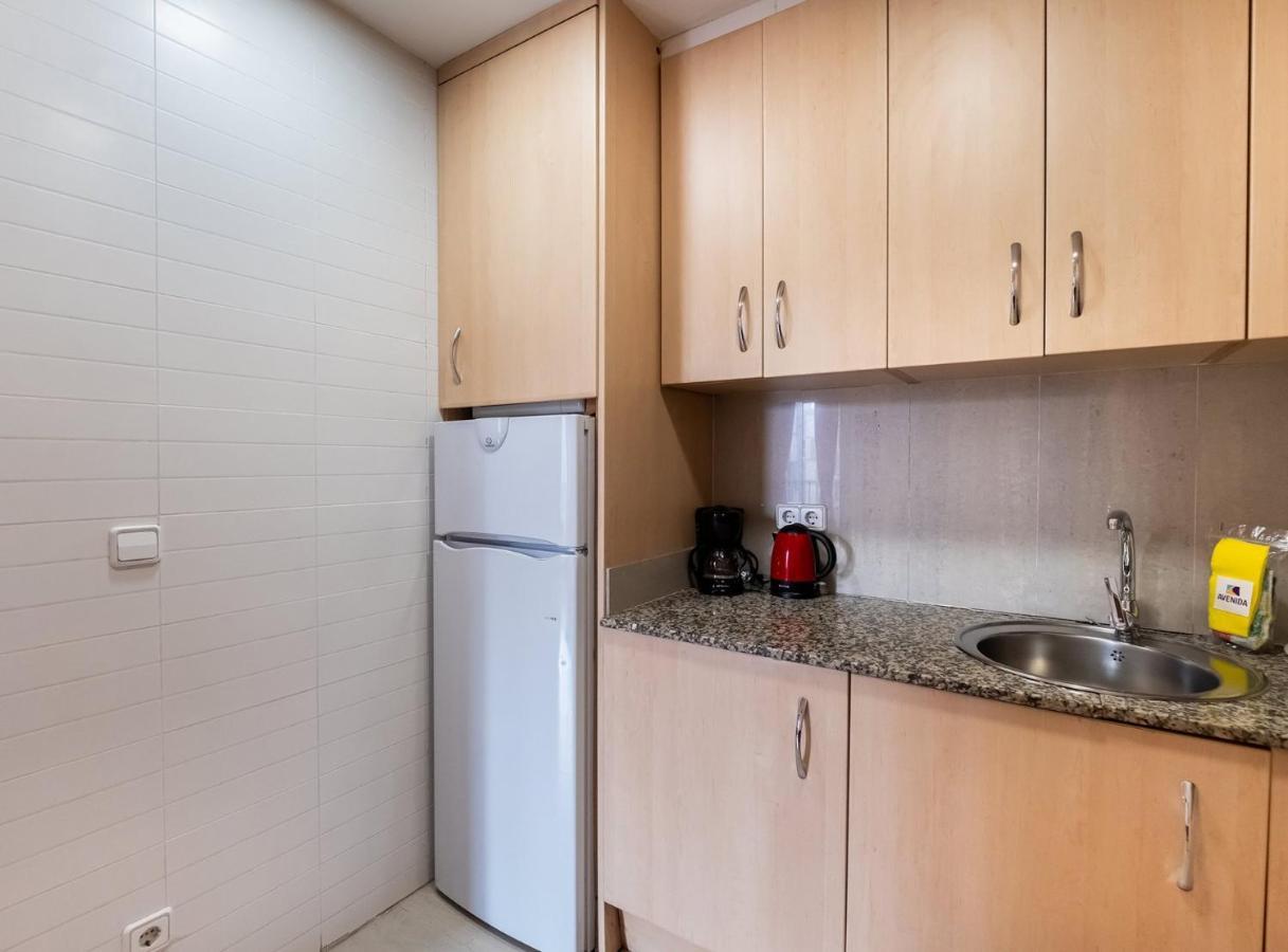 Apartamentos El Pintor Barcelona Kültér fotó