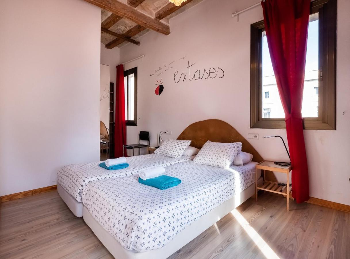 Apartamentos El Pintor Barcelona Kültér fotó