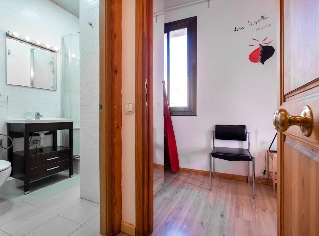 Apartamentos El Pintor Barcelona Kültér fotó